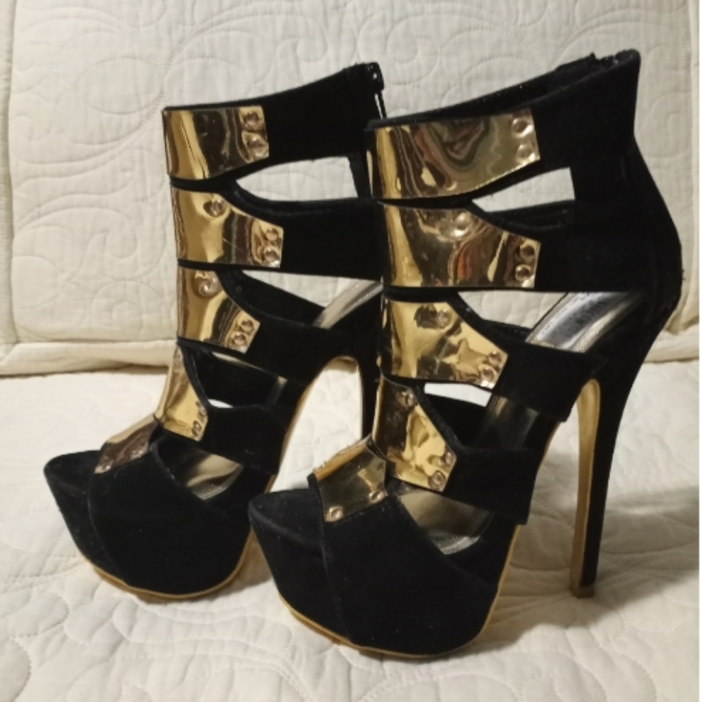 Black with gold high heels stilettos